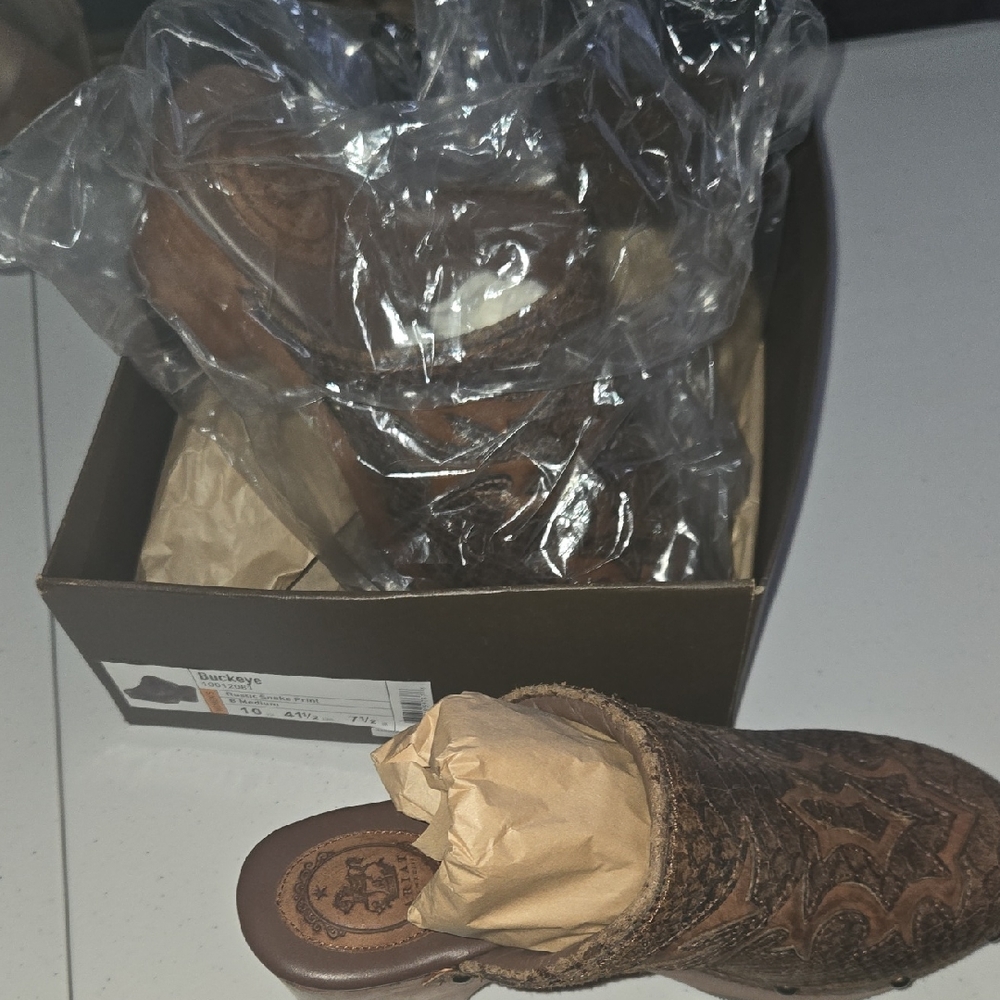 Ariat Brown Leather Embroidered Shoes
